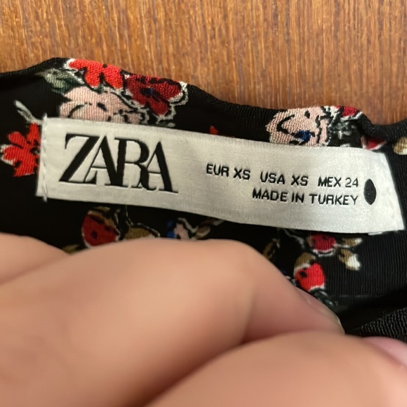 NWOT Zara Floral Tiered Button Down Skirt - Picture 5 of 6